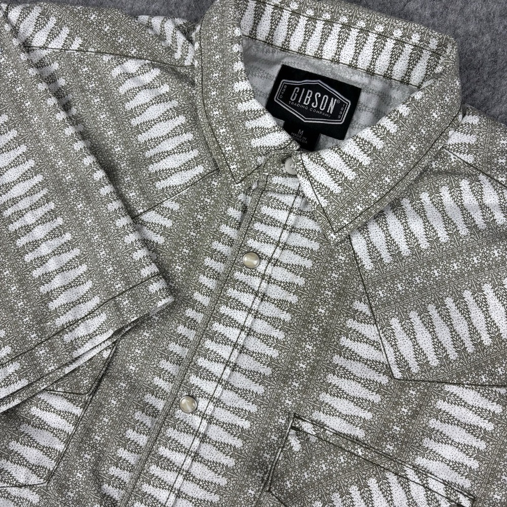 Gibson Trading Co Shirt Mens Medium Aztec Short Sleeve Pearl Snap All Over Print